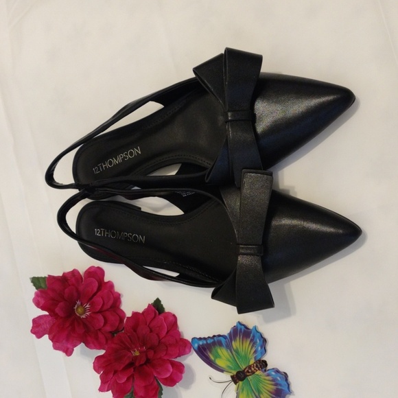 Shoes black low tops with heel straps - Picture 5 of 8